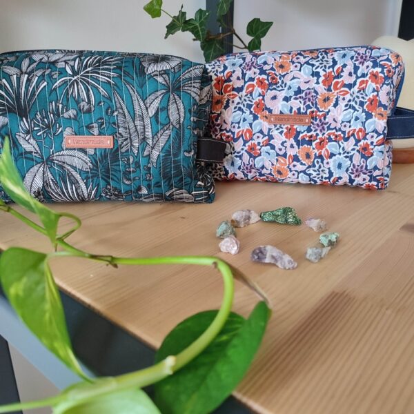 Trousse de toilette matelassée